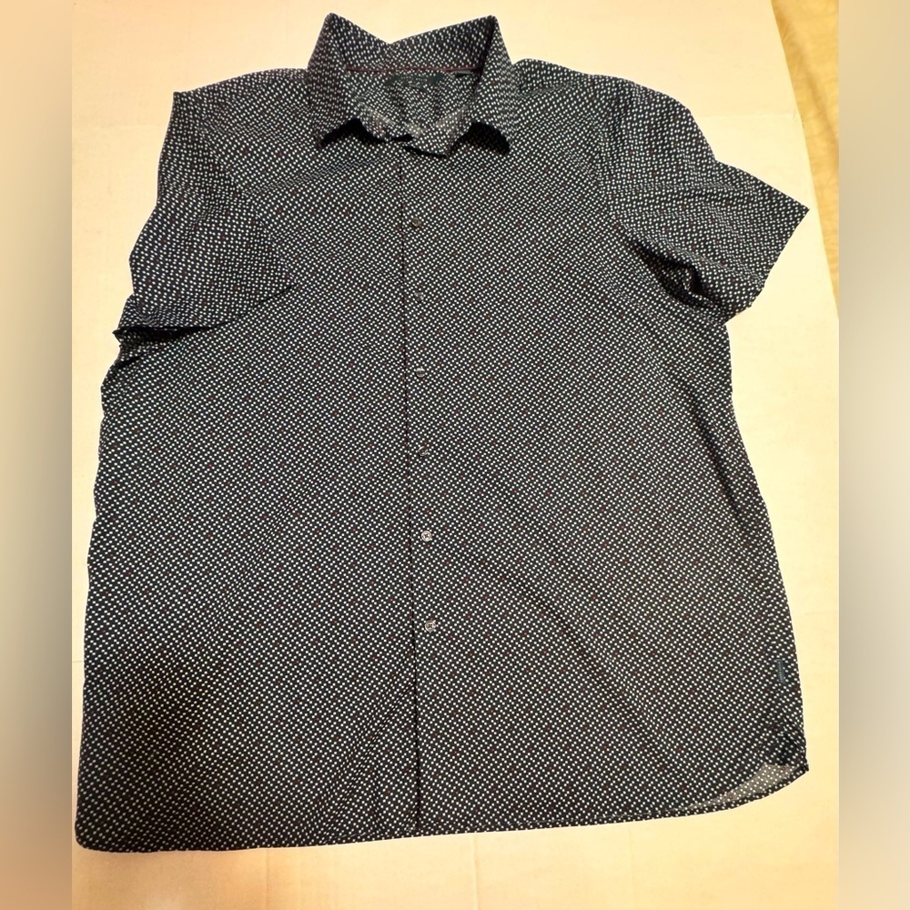 Perry Ellis Men's XXLT Stretch Pattern Shorts Sleeve Shirt